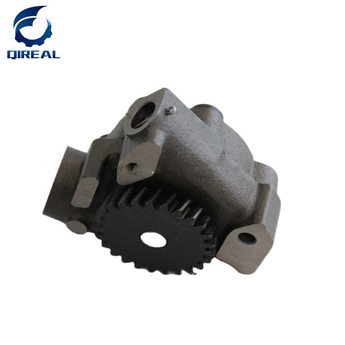 02130440 02130385 Excavator Engine Parts For F3l 912 3 Holes Oil Pump